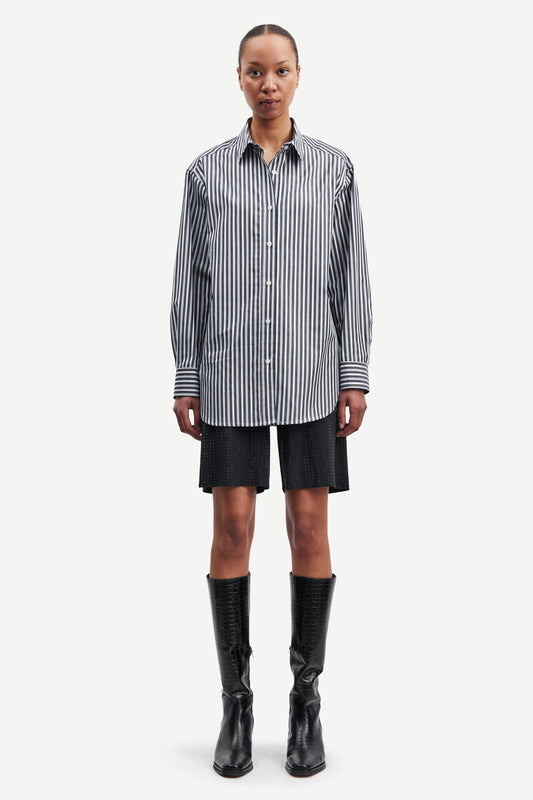 The LOVA Shirt, Black Stripe