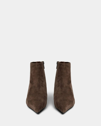 the ESSENTIALS bootie, brown