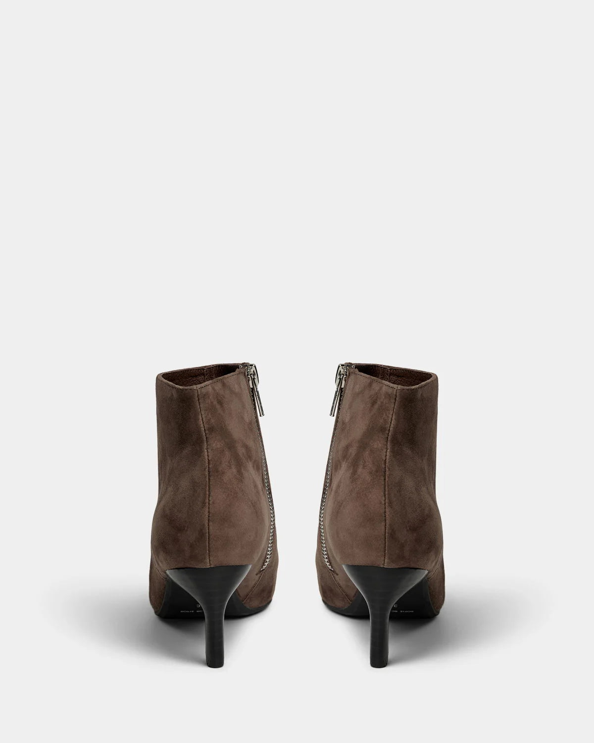 the ESSENTIALS bootie, brown