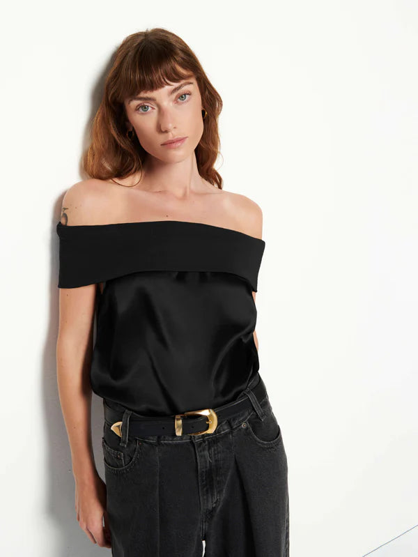 The VERA Off Shoulder Top, Black